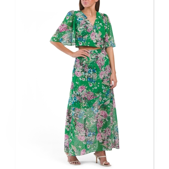 🔹️ Kensie🔹️ Green Multi  Floral 2 Piece Skirt Set - Picture 3 of 3